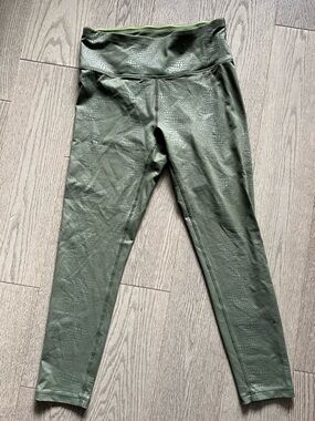 CK Performance Women's High-Waist Stretch Cropped Leggings in size S